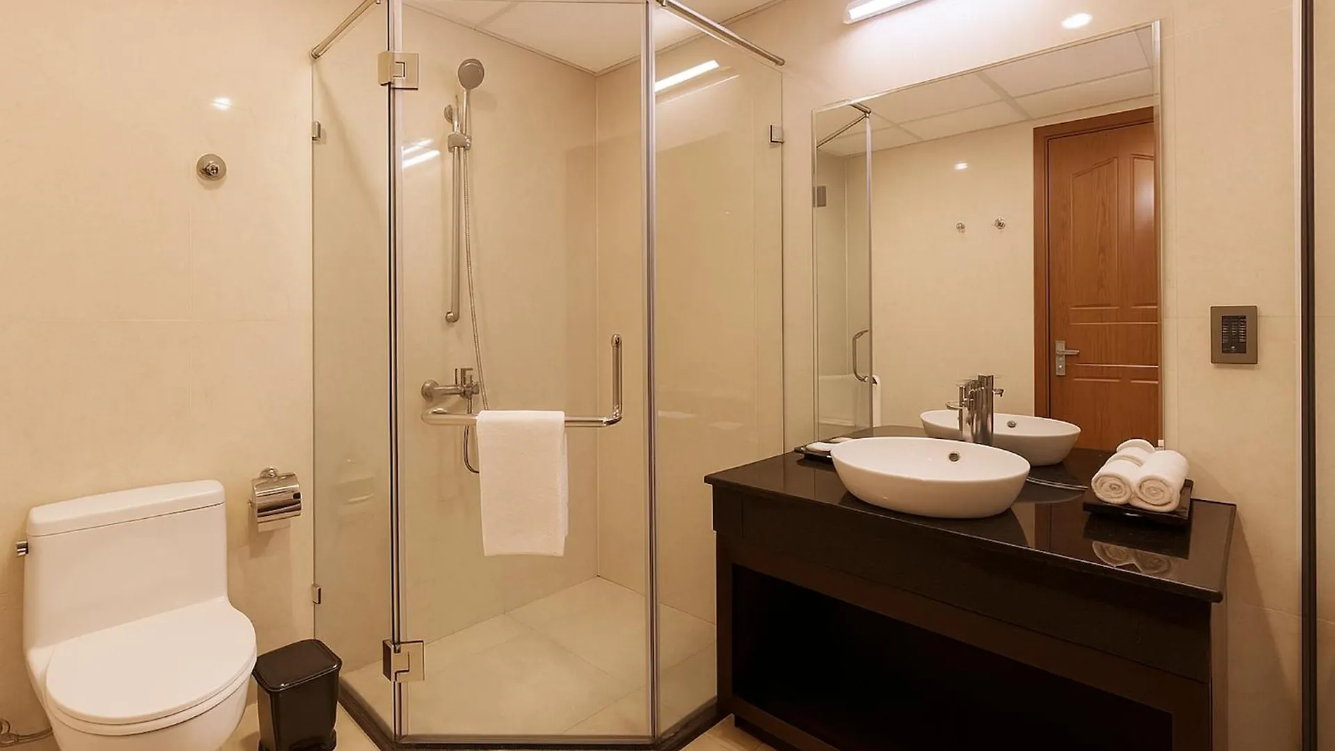 Mercury Boutique Hotel Da Nang Vietnam
