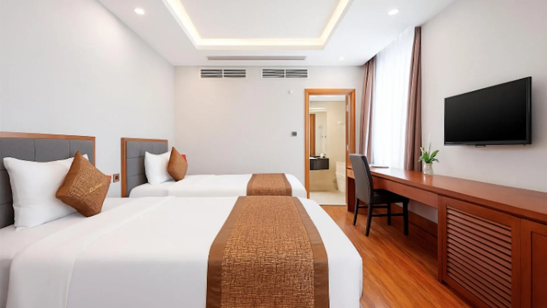 ***  Mercury Boutique Hotel Da Nang Vietnam