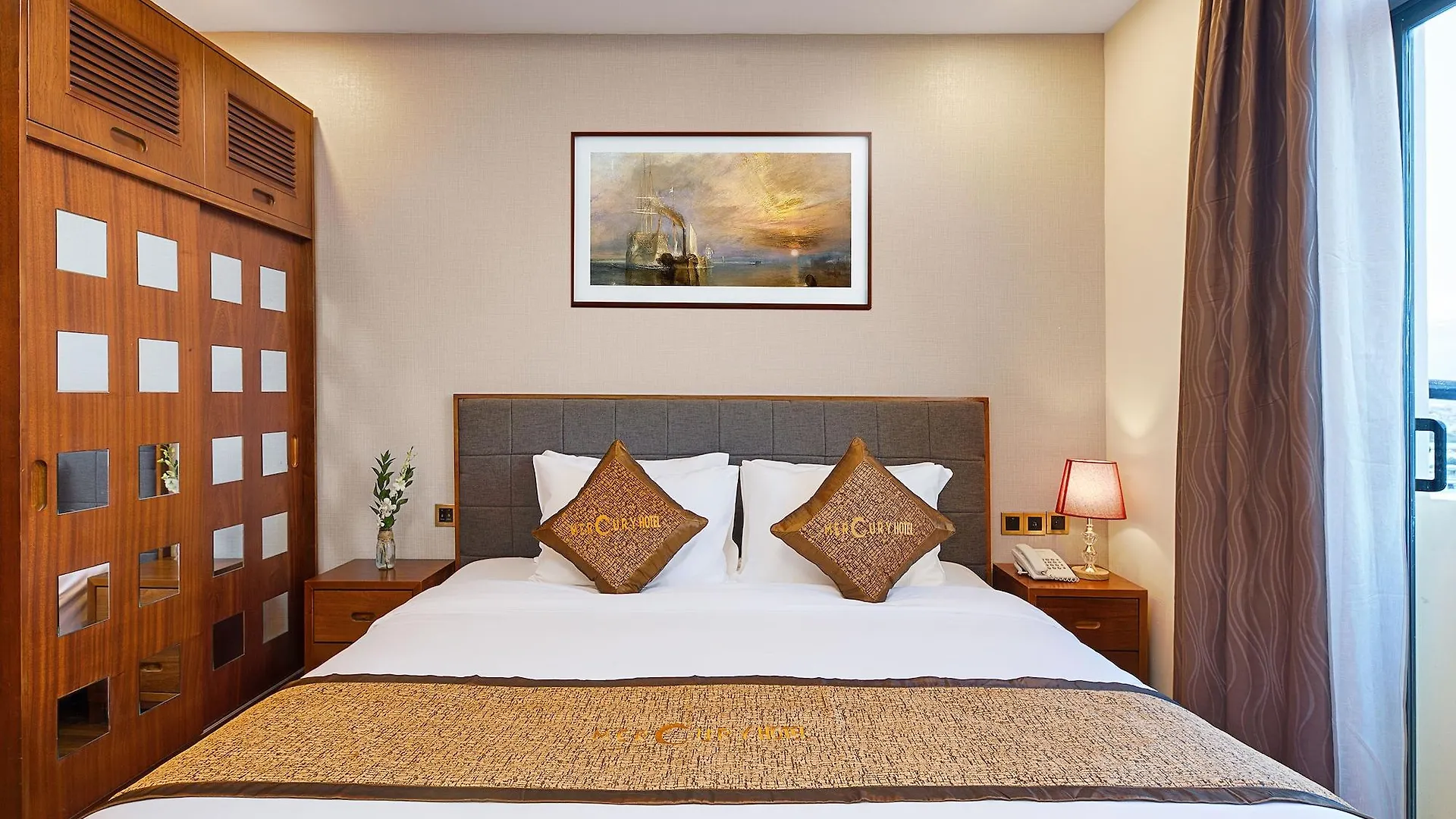 Mercury Boutique Hotel Đà Nẵng